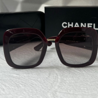 CH дамски слънчеви очила квадратни с лого , снимка 7 - Слънчеви и диоптрични очила - 44687572