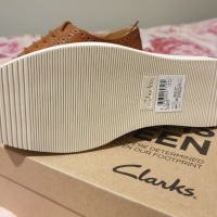 Дамски маркови обувки Clarks НОВИ, снимка 9 - Дамски ежедневни обувки - 36116689