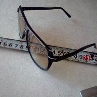 Ретро слънчеви очила Адидас , снимка 2 - Антикварни и старинни предмети - 41872271