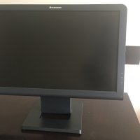 Монитор LENOVO 19 инча модел 6920-АВ1, снимка 4 - Монитори - 41486628