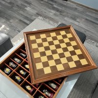 Уникален порцеланов шах, снимка 2 - Шах и табла - 42279526