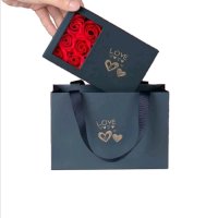 Подаръчен комплект колие с послание , златна роза и 6 вечни рози, снимка 3 - Бижутерийни комплекти - 42020439