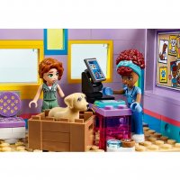 LEGO® Friends 41727 - Спасителен център за кучета, снимка 8 - Конструктори - 40202254