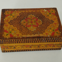 Стара дървена пирографирана кутия от Соца 13/9/4.5 см, снимка 1 - Други ценни предмети - 44696164