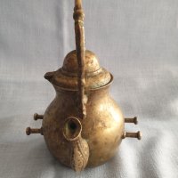 Античен лят масивен бронзов чайник , снимка 2 - Антикварни и старинни предмети - 40934650