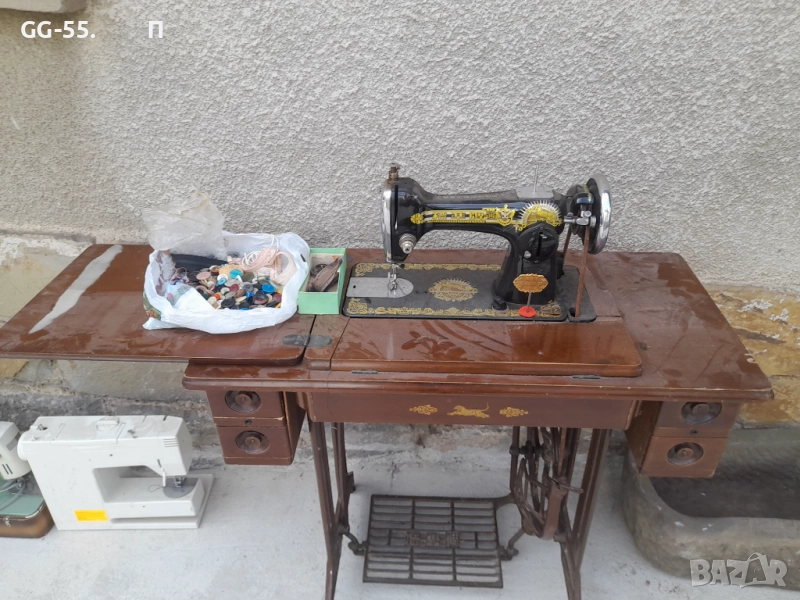 Шевна машина със станок, снимка 1
