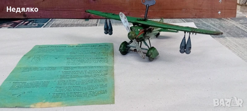Немска ламаринена играчка,самолет,1930г.,Вермахт,оригинал , снимка 1