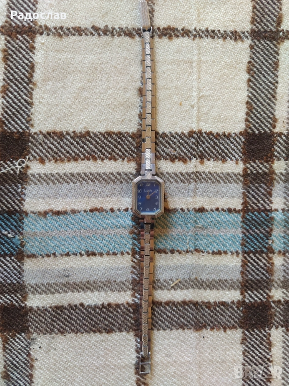 стар механичен часовник Луч, снимка 1