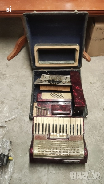 Акордеон Weltimeister, снимка 1