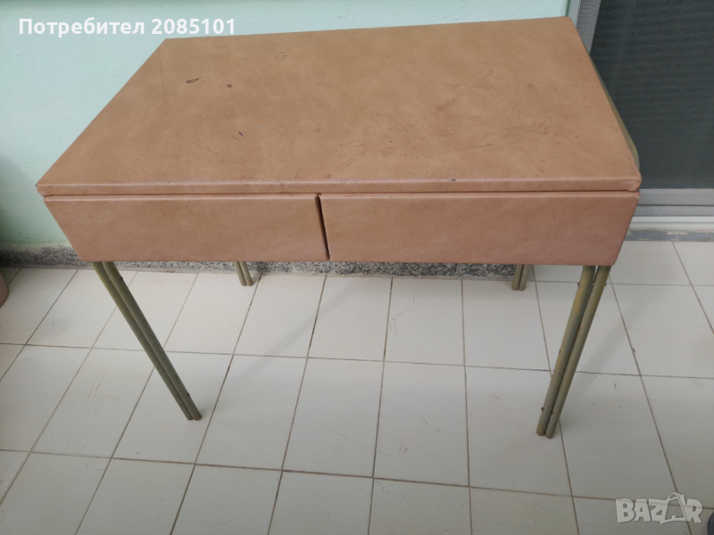 Маса, снимка 1