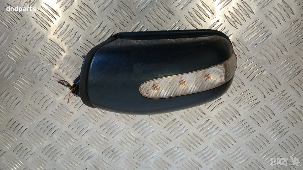 Дясно огледало Mercedes C W203 2001г., снимка 1