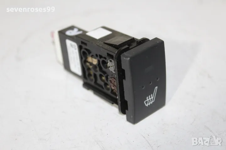 Бутон подгрев седалка дясна Мазда 3 2008 2.3i 158hp Mazda 3 седан  BP4K66420, снимка 1