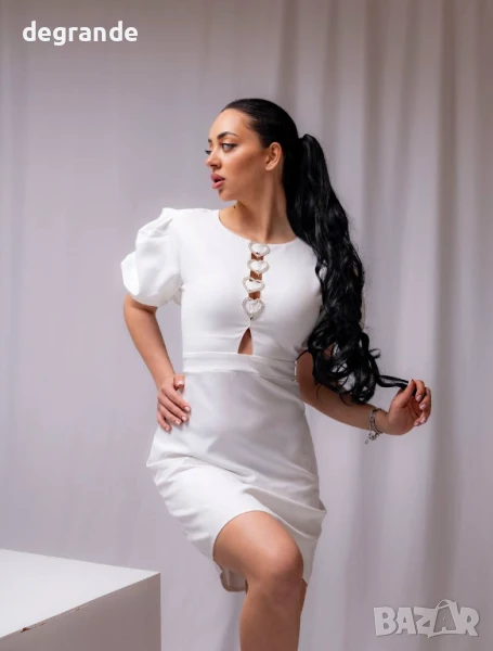 Бяла рокля с буфан ръкави, снимка 1