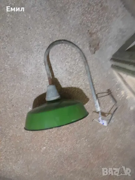 Индустриална лампа зелена с поставка за стена, снимка 1