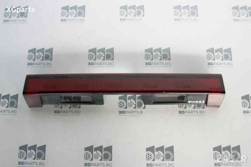 Светлоотразител над номера за Toyota Previa II (2000-2006), снимка 1