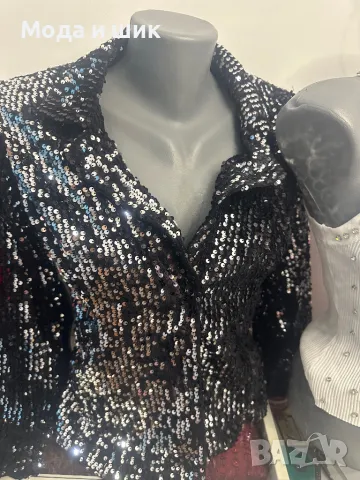 Комлект от сако с къси панталонки , снимка 3 - Сака - 48442170