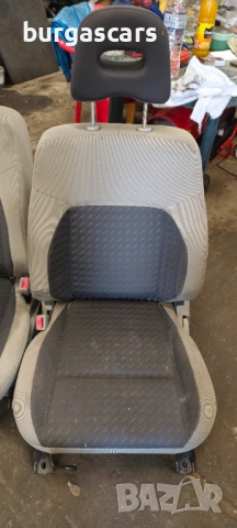 Салон седалки Nissan X-Trail 2.2DCI-136к.с, снимка 2 - Части - 53621152