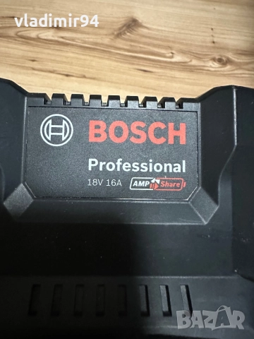 Bosch GAL 18V-160 16Ah зарядно, снимка 2 - Други инструменти - 52655073