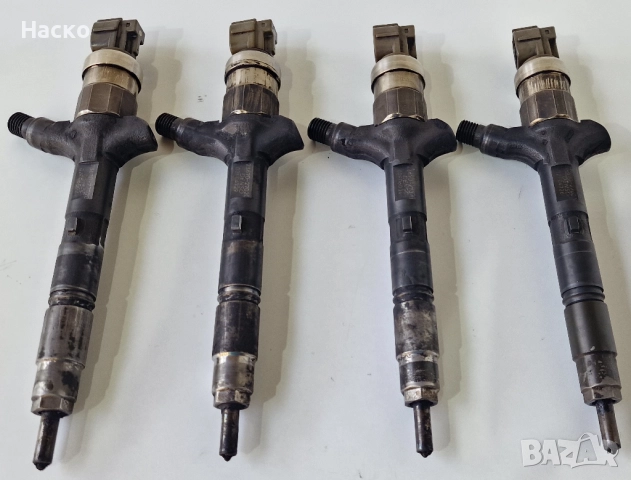 Дюза Дюзи Инжектори Инжектор Тойота Корола Версо 2.0 D4D Toyota Corolla Verso 23670-27020, снимка 3 - Части - 52031292