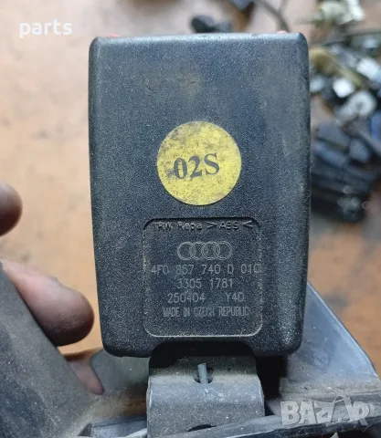 Закопчалка Заден Колан Ауди A6 4F C6 - 4F0857740D - 33051781, снимка 4 - Части - 55713246