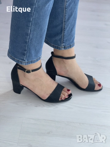 Стъпка в Стила: Стилни дамски сандали с ток за модерна жена