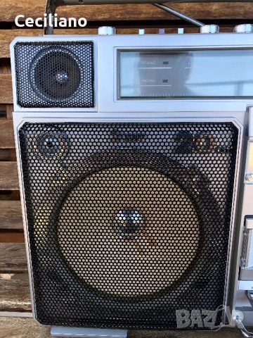 Радиокасетофон Rising SRC-2005 Vintage Boombox – колекционерски модел!, снимка 2 - Радиокасетофони, транзистори - 53830574