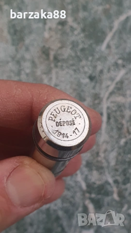 Стара бензинова запалка Peugeot, снимка 3 - Запалки - 53639576