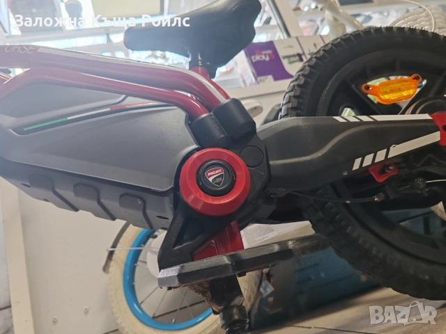 Детски електрически мотор-Ducati Corse E‑Moto Kids, снимка 3 - Велосипеди - 53517346