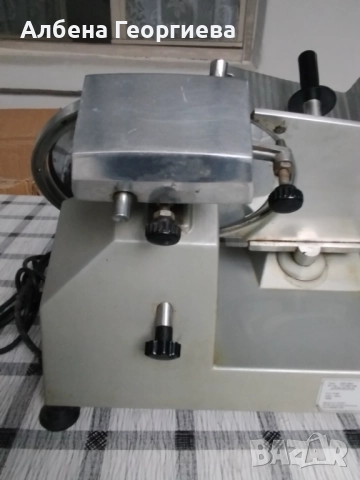 Професионална слайс машина - 250 мм, снимка 8 - Обзавеждане на кухня - 52083345