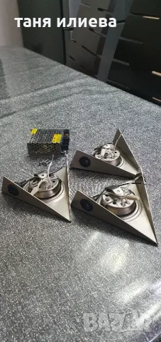 Триъгълни лунички за кухня , снимка 4 - Кухни - 47856663