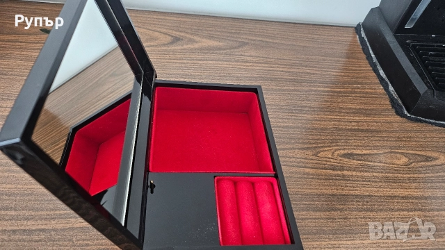 Музикална кутия за бижута, снимка 4 - Бижутерийни комплекти - 52863982