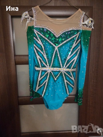 трико за художествена гимнастика 