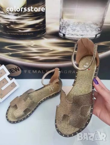 Равни сандали - златисти - M650-1, снимка 2 - Сандали - 40884703