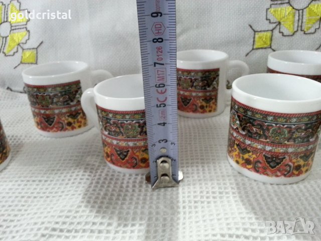 Френски аркопал чашки за кафе  кашмир , снимка 5 - Антикварни и старинни предмети - 40462759