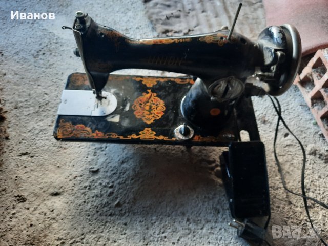 Шевна машина Сингер, снимка 2 - Резервни части за машини - 40958505