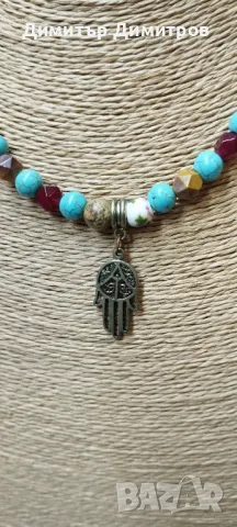 Дамско колие Ръката на Фатима. С естествени полускъпоценни камъни и минерали.
