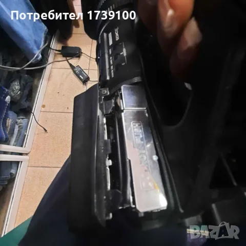 Sony HVR Z5, снимка 4 - Камери - 49721960