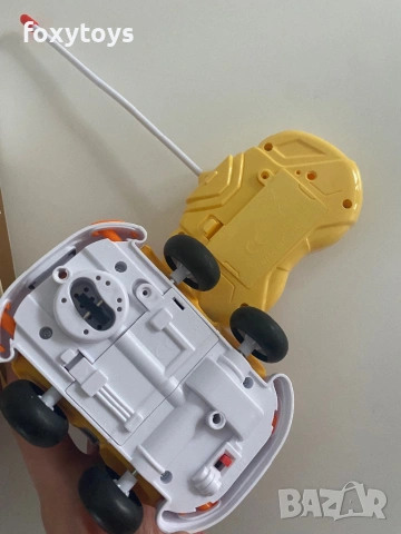 Радиоуправляема анимационна кола в оранжево, снимка 7 - Коли, камиони, мотори, писти - 53047111