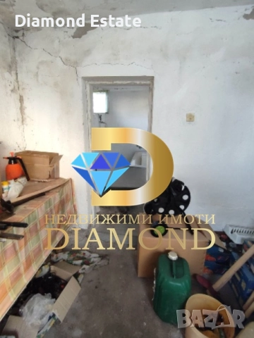 Двуетажна къща с два гаража в село Горски извор, общ. Димитровград, снимка 16 - Къщи - 51922671