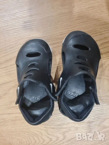 Детски сандали Nike 23,5 , снимка 4 - Детски сандали и чехли - 51427155