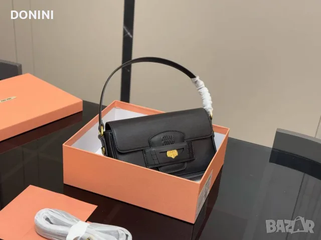 Miu Miu Penny дамска чанта от естествена кожа