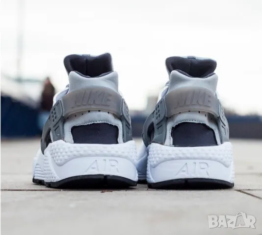оригинални маратонки Nike Air Huarache  номер 45 ,5-46, снимка 6 - Маратонки - 47473022