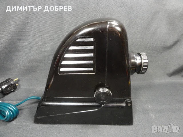 СТАР РЕТРО СОЦ ПОЛСКИ БАКЕЛИТОВ ДИАПРОЕКТОР BAJKA PRL ПРОЖЕКЦИОНЕН АПАРАТ, снимка 2 - Антикварни и старинни предмети - 50720253