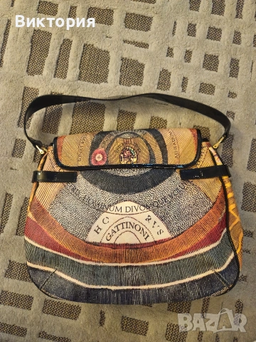 Оригинална дамска чанта Gattinoni, снимка 3 - Чанти - 53028835