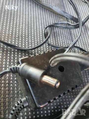 Зарядно за автомобил , снимка 2 - Зарядни за кола - 51760572