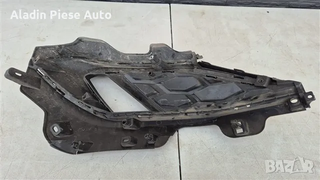 Прожекторна решетка на предна дясна броня Kia Sportage 5 GT-Line година 2022 - 2025 код 86564R2CAO, снимка 2 - Аксесоари и консумативи - 49094454