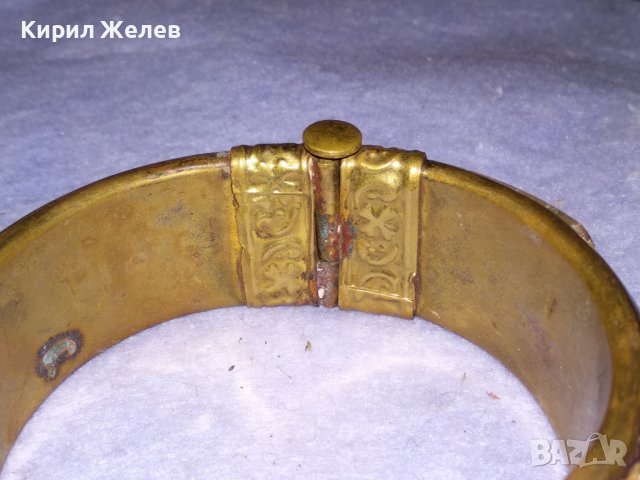 СТАРА БРОНЗОВА СКЪПОЦЕННА ТИБЕТСКА ГРИВНА с КАМИЛСКА КОСТ и ГОЛЯМ КАМЪК ШЛИФОВАН ЗЕЛЕН НЕФРИТ 38324, снимка 7 - Антикварни и старинни предмети - 41267877