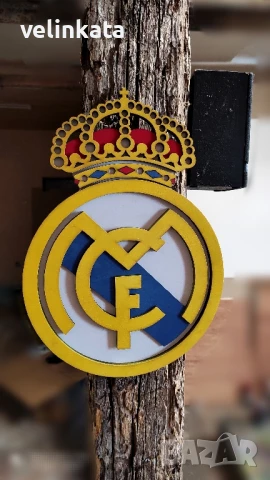 Футболна емблема на ПСЖ или Реал Мадрид релефна дървена, снимка 3 - Футбол - 51028985