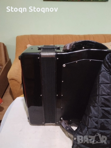 Акордеон Велтмайстер ес4, 120баса, снимка 4 - Акордеони - 52336026