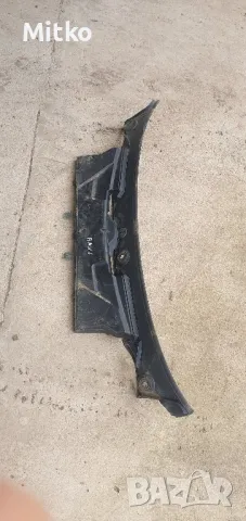 Кора под чистачки BMW E81 》118D, снимка 1